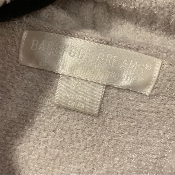 Barefoot Dreams Circle Cardigan - Picture 9 of 9